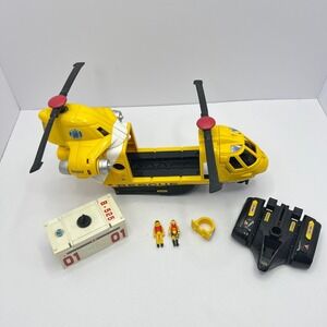 1997 Matchbox Mega Rig Air Rescue Squad Helicopter Toy Playset B-525 Vintage